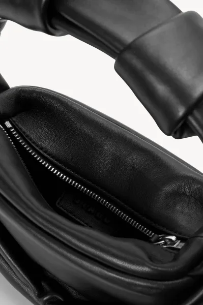 KISS BAG BLACK